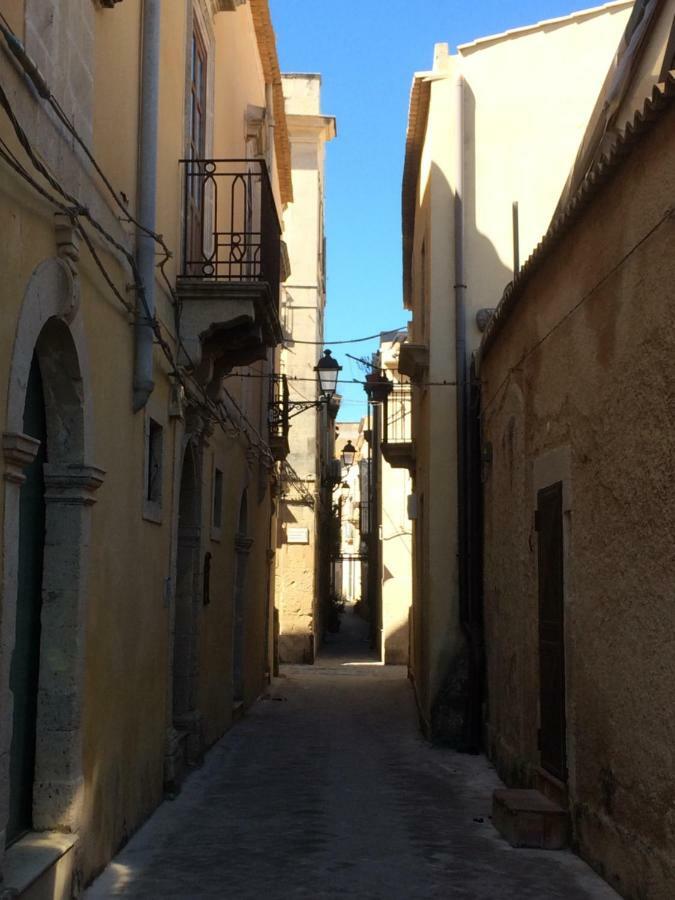 La Terrazza Sul Vicolo Bed and Breakfast Συρακούσες Εξωτερικό φωτογραφία